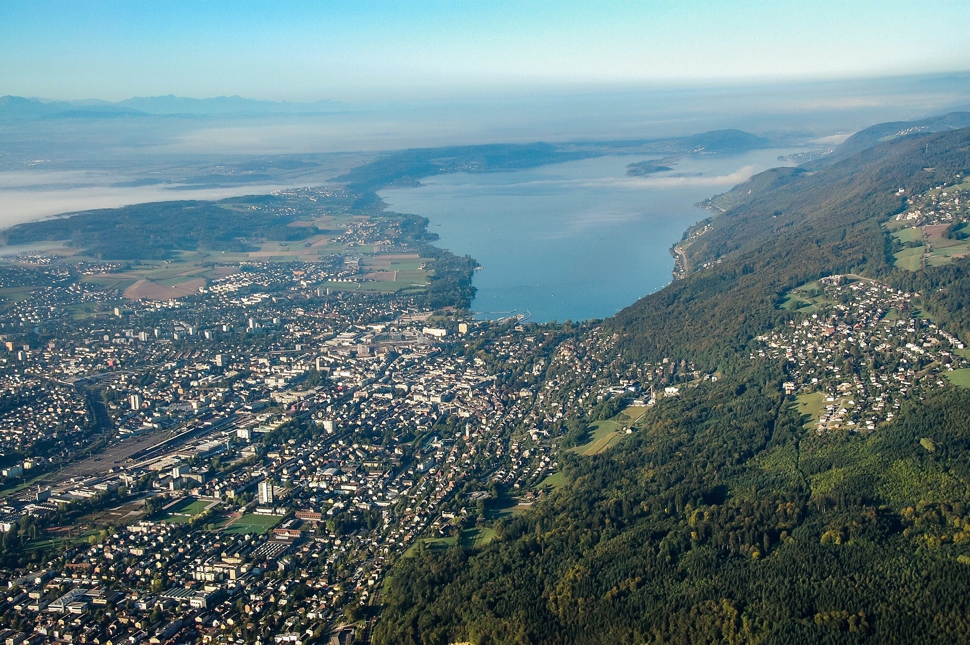 Biel/Bienne – Werbeartikel und Werbegeschenke, objets publicitaires et cadeaux d’entreprise pour horlogerie et événements bilingues