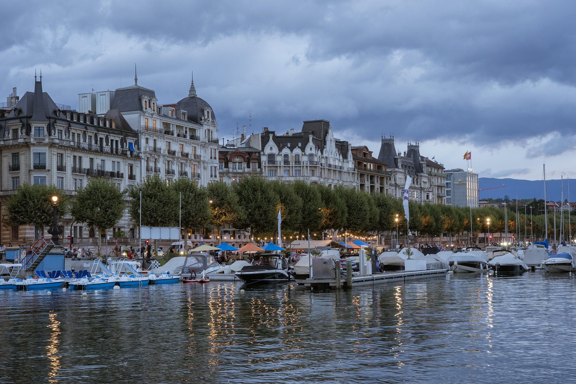 Vue sur Genève et le lac Léman – objets publicitaires et cadeaux d’entreprise pour organisations internationales