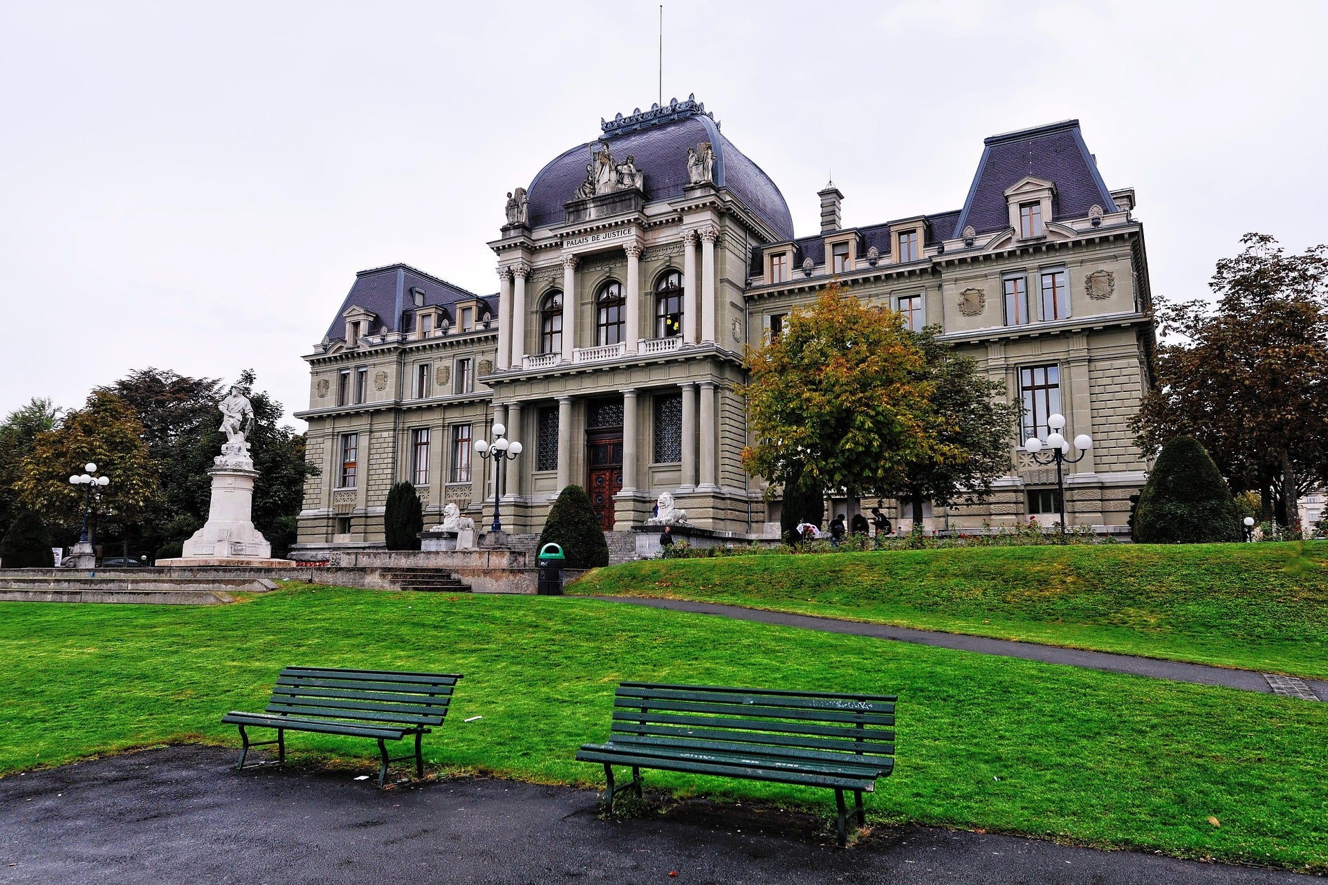 Palais de Justice à Lausanne – objets publicitaires et cadeaux d’entreprise pour événements et associations
